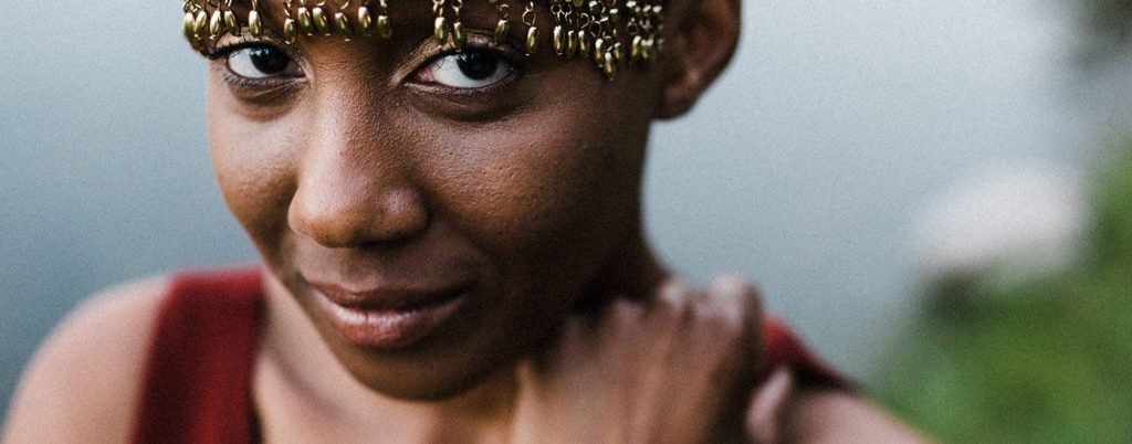 01 header blog mae b portrait photography