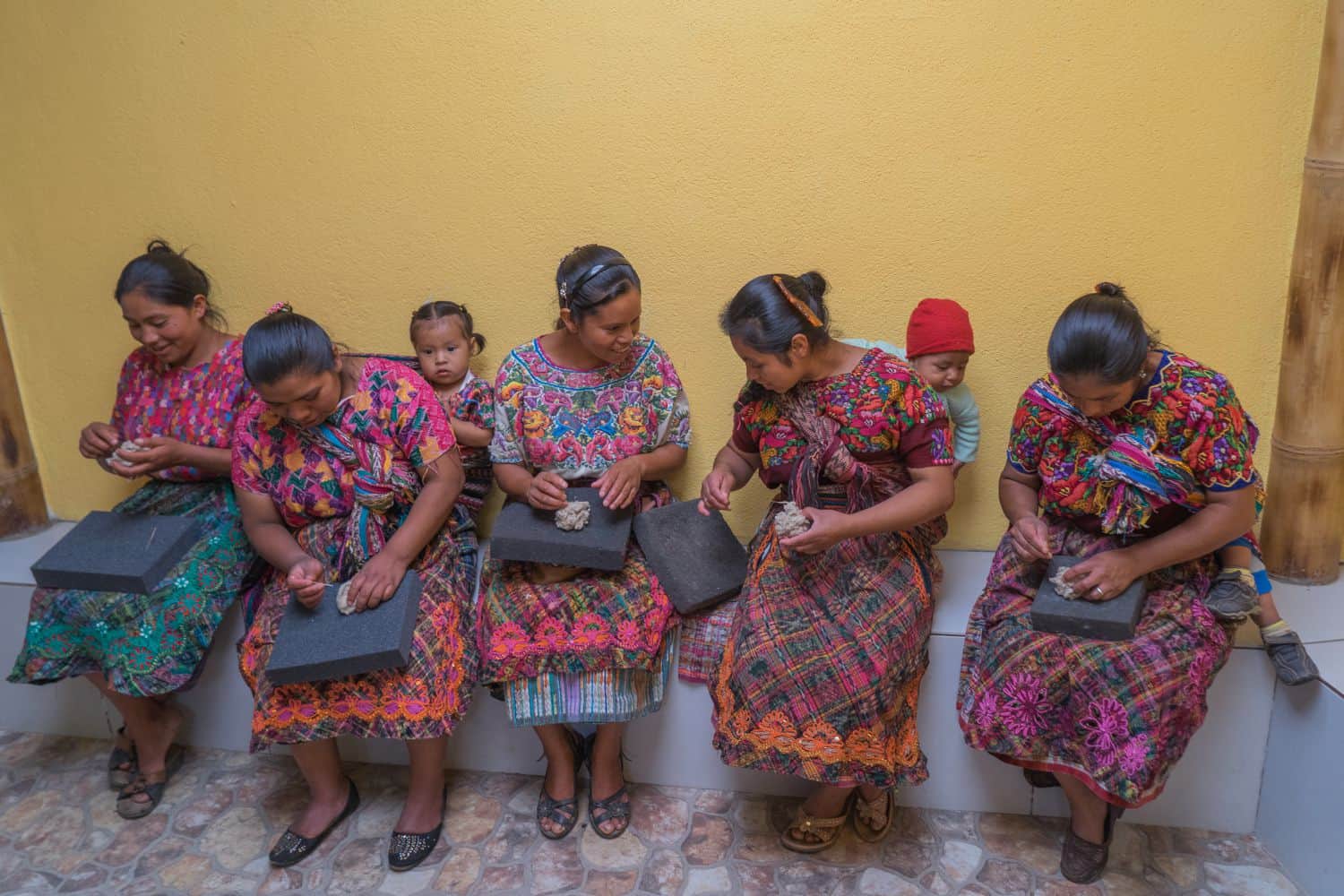 Giving Tuesday is December 5th! Meet 7 organizations who are changing the world with photography – then be part of the change yourself!