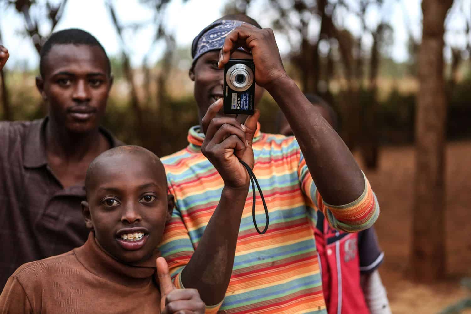 Giving Tuesday is December 5th! Meet 7 organizations who are changing the world with photography – then be part of the change yourself!