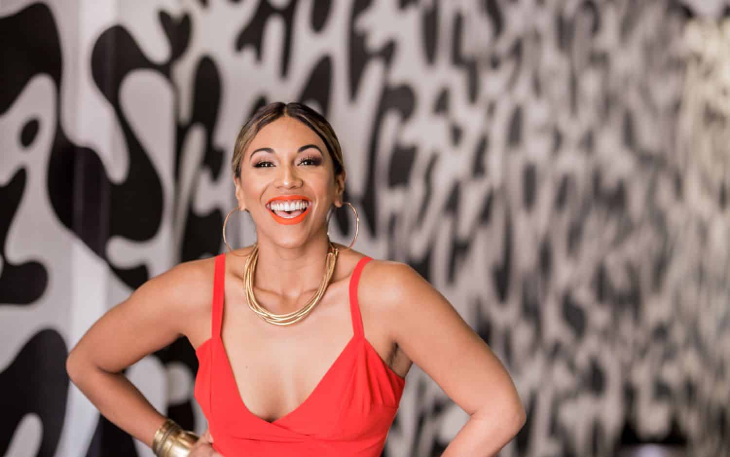 See how a simple sneak peek can earn you rave reviews, dramatically increase your print sales, and help you build a brand that lasts!