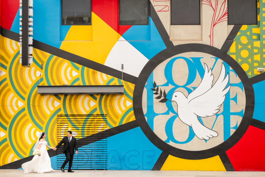 walking running pose luzye photography