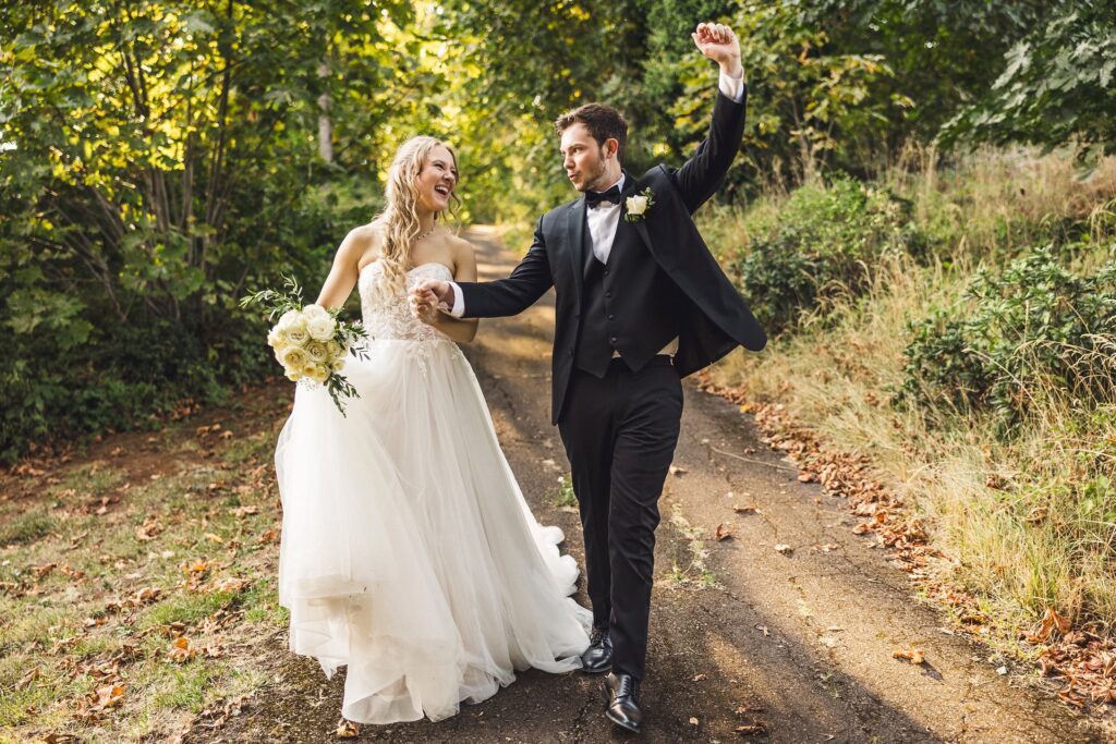 walking running pose tekoarosephoto 2.jpg